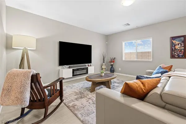 7058 Noah Raven ST, North Las Vegas, NV 89084