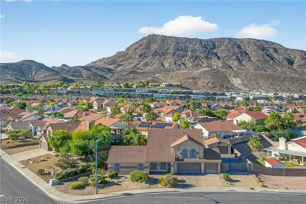 301 W Country Club DR, Henderson, NV 89015