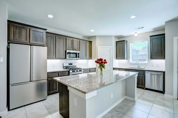 1900 Spoonbill Dr, Little Elm, TX 75068-1118