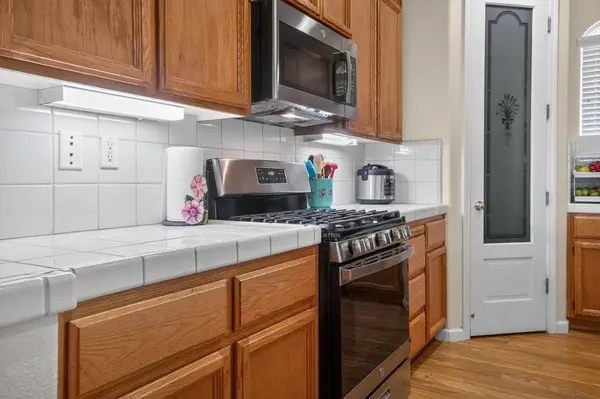 978 San Carlos AVE, Madera, CA 93637