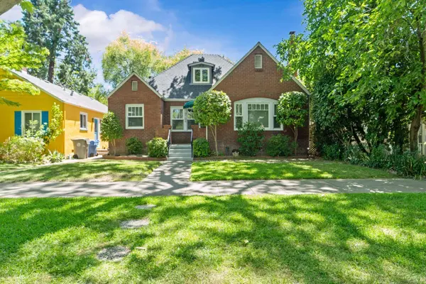 3124 D ST, Sacramento, CA 95816