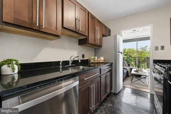301 N BEAUREGARD ST #313, Alexandria, VA 22312