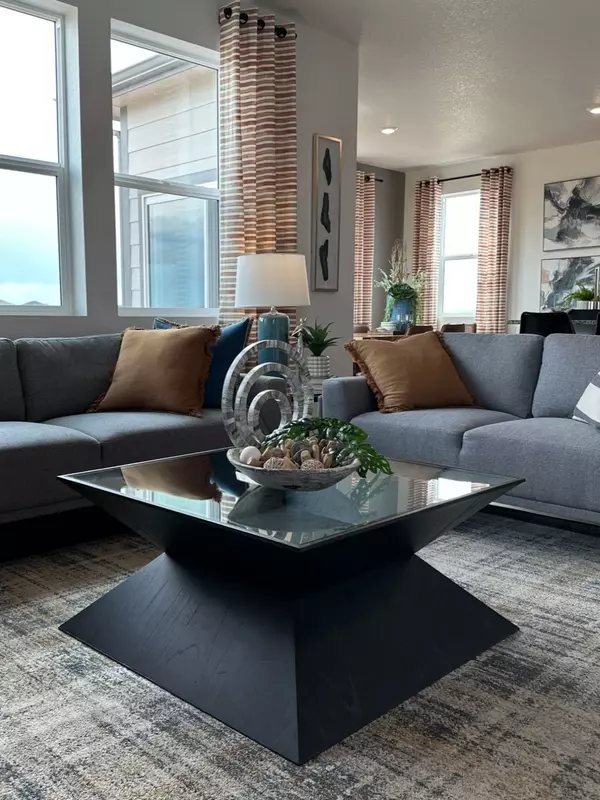 feature image of Neighborhoods Near Fort Carson: A Military Family’s Guide