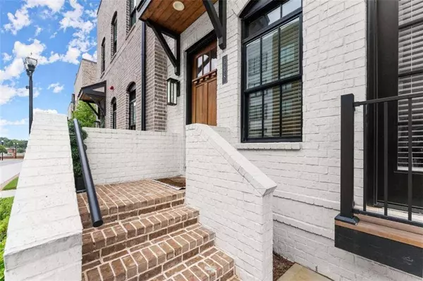 338 SUGARVIEW RD, Sugar Hill, GA 30518