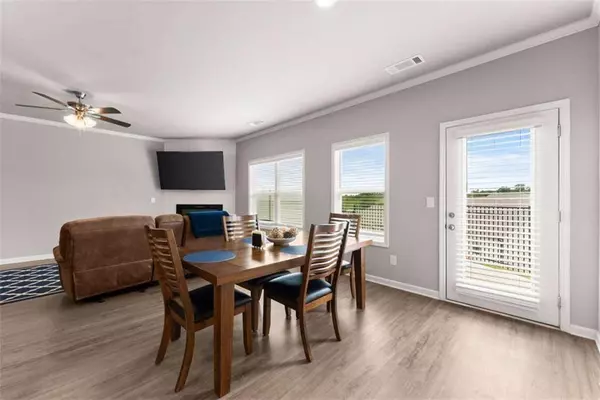 5308 FOX HILL LN, Oakwood, GA 30566