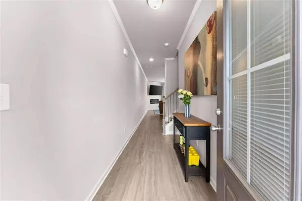 5308 FOX HILL LN, Oakwood, GA 30566