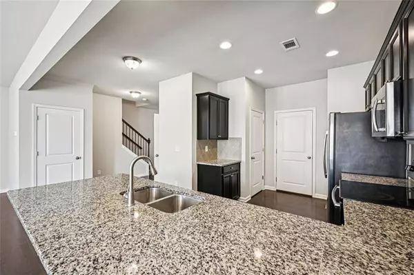 1896 CHARCOAL IVES RD, Lawrenceville, GA 30045