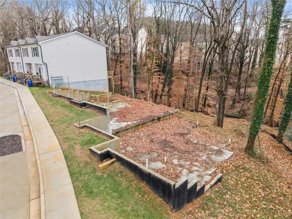 2486 Hidden Cove CT, Gainesville, GA 30501