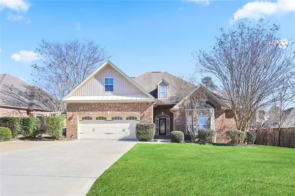 502 Ambrose LN, Prattville, AL 36066