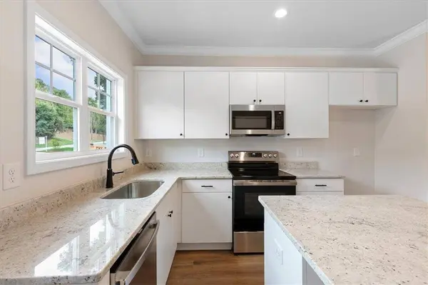 2447 NW Old Thompson Bridge RD, Gainesville, GA 30501