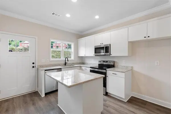 2447 NW Old Thompson Bridge RD, Gainesville, GA 30501