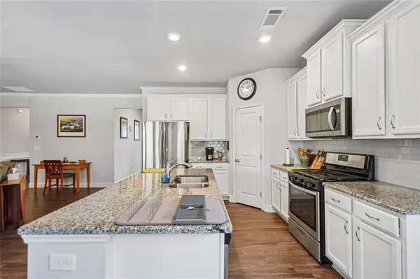 4601 Sweetwater DR, Gainesville, GA 30504