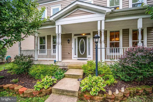 12594 STONE LINED CIR, Woodbridge, VA 22192