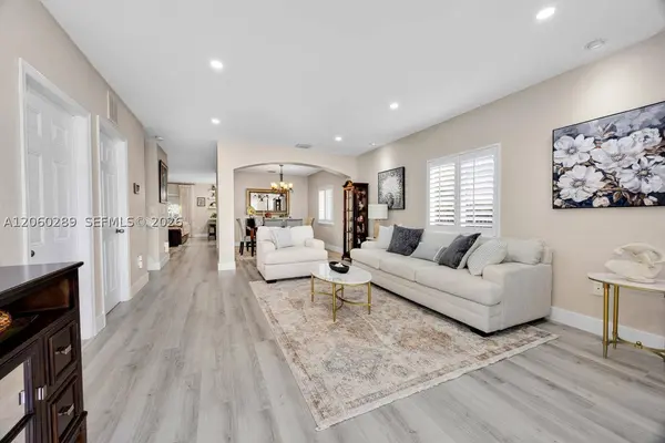 16292 SW 57th Ln, Miami, FL 33193