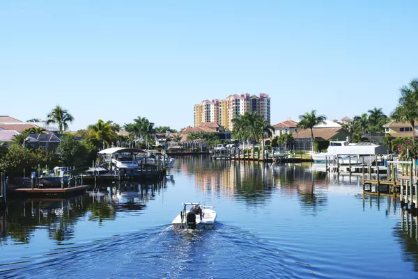 cape coral boat in canals homes for sale
