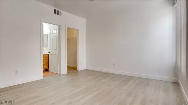 5855 Valley DR #2096, North Las Vegas, NV 89031