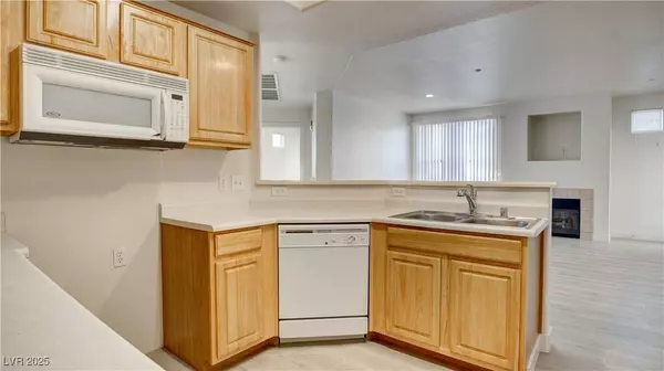 5855 Valley DR #2097, North Las Vegas, NV 89031