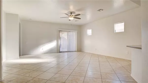 4037 Gliding Gulls AVE, North Las Vegas, NV 89084