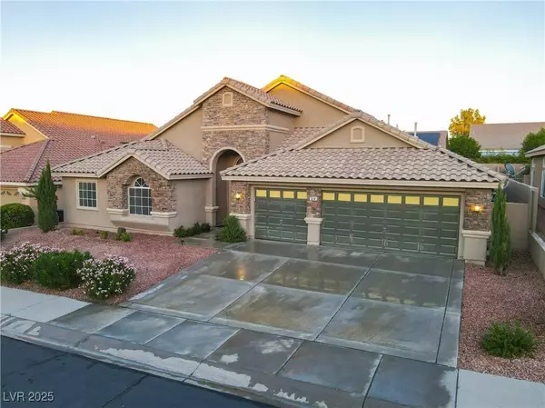 514 Enchanted Lakes DR, Henderson, NV 89052