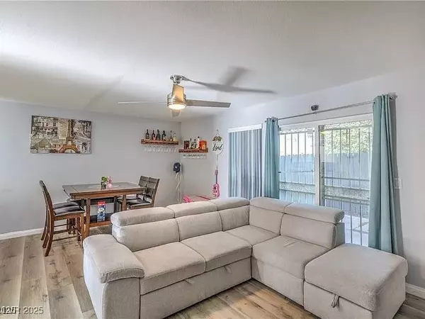 4078 Gold Coast DR, Las Vegas, NV 89121