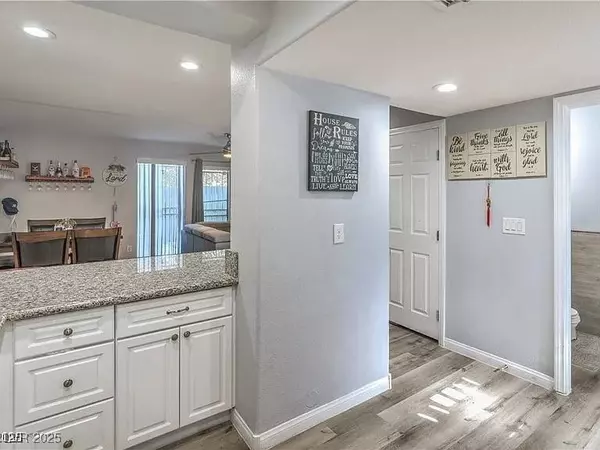 4078 Gold Coast DR, Las Vegas, NV 89121