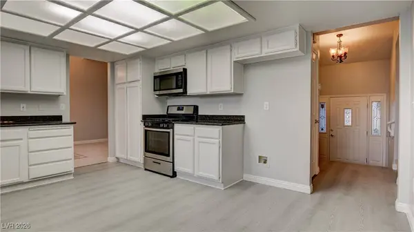 8640 Blissville AVE, Las Vegas, NV 89145