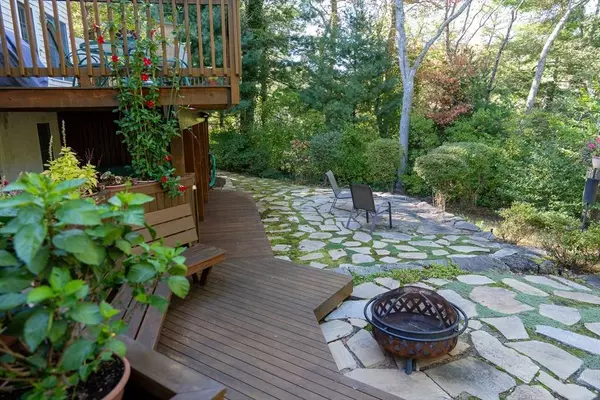 62 Three Ponds Dr, Barnstable, MA 02632