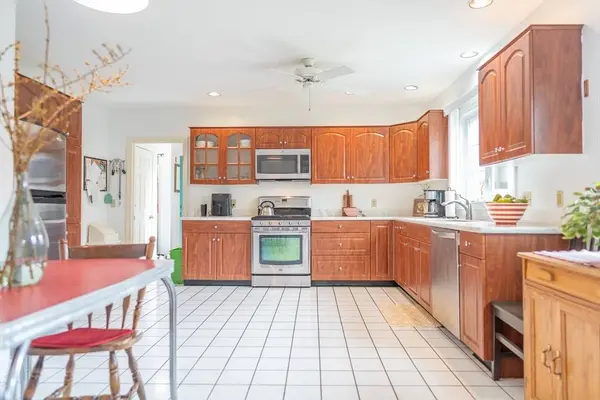 18 Asack Dr, Dennis, MA 02660