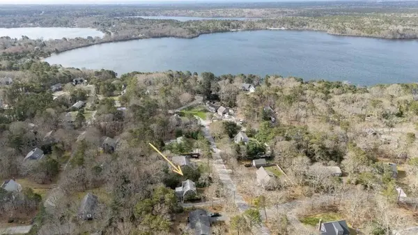 147 Brook Trail Rd, Brewster, MA 02631
