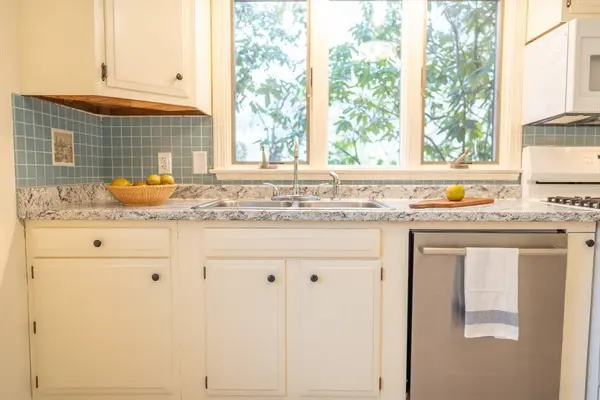 147 Brook Trail Rd, Brewster, MA 02631