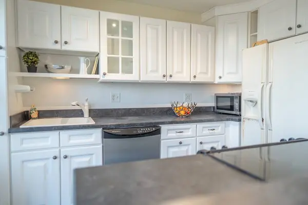 14 Harold St #12B, Harwich, MA 02646