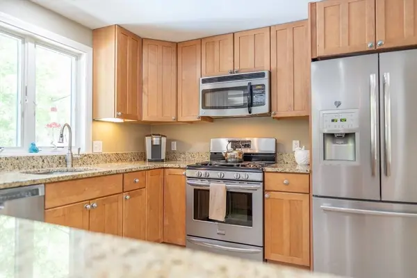 121 Salt Rock Rd, Barnstable, MA 02630