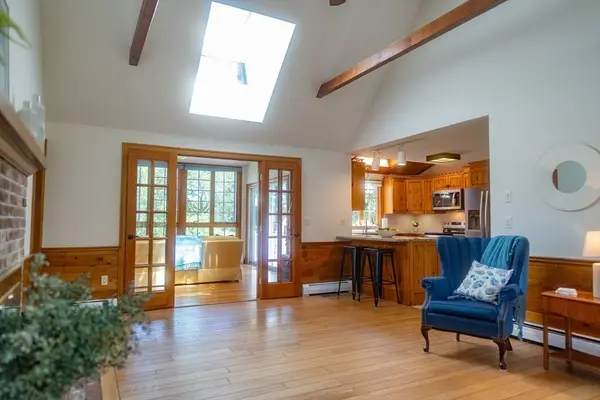 58 Scarsdale Rd, Dennis, MA 02638