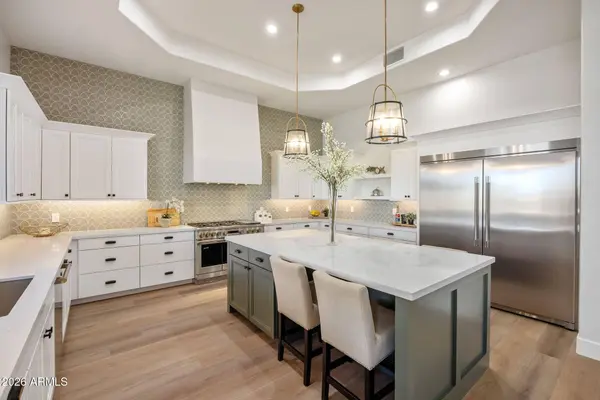 1182 W Island Drive, Chandler, AZ 85248