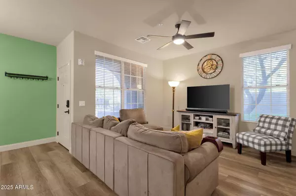 4772 E Portola Valley Drive #101, Gilbert, AZ 85297