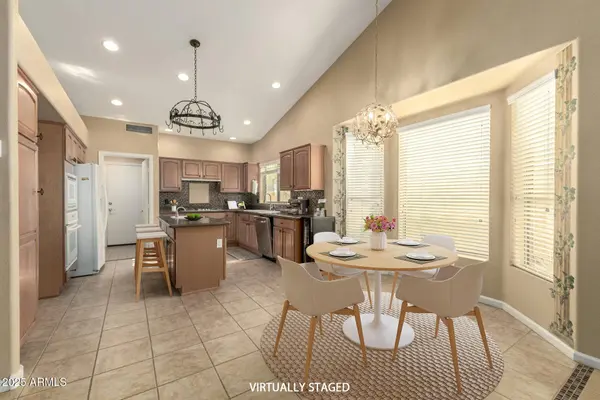 23632 S ILLINOIS Avenue, Sun Lakes, AZ 85248