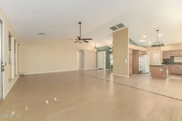 23632 S ILLINOIS Avenue, Sun Lakes, AZ 85248