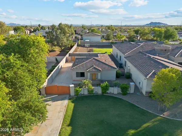 11407 E Bellflower Court, Chandler, AZ 85249