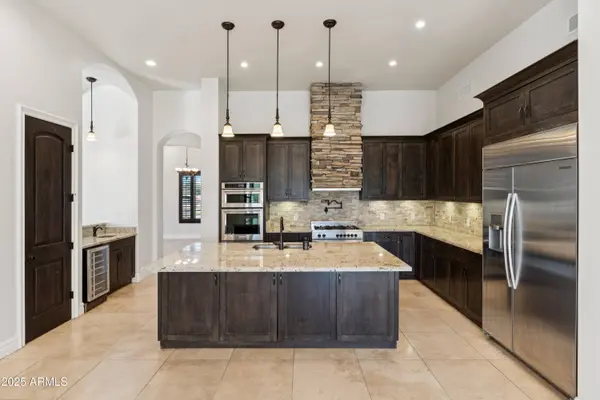 11407 E Bellflower Court, Chandler, AZ 85249