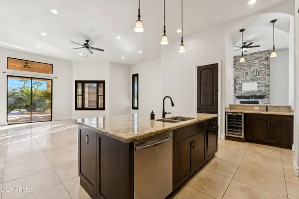 11407 E Bellflower Court, Chandler, AZ 85249