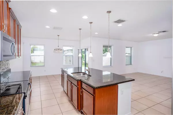 2609 WATERLINE ST, Kissimmee, FL 34743