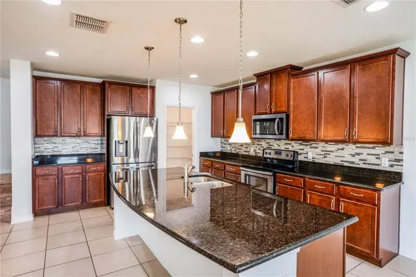 2609 WATERLINE ST, Kissimmee, FL 34743