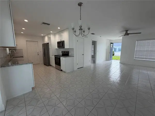 808 BALSAMWOOD LN, Kissimmee, FL 34743