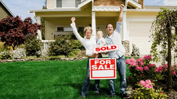 How Long Should I Wait Before Reducing My Price in Gulf Breeze?,Derek J.