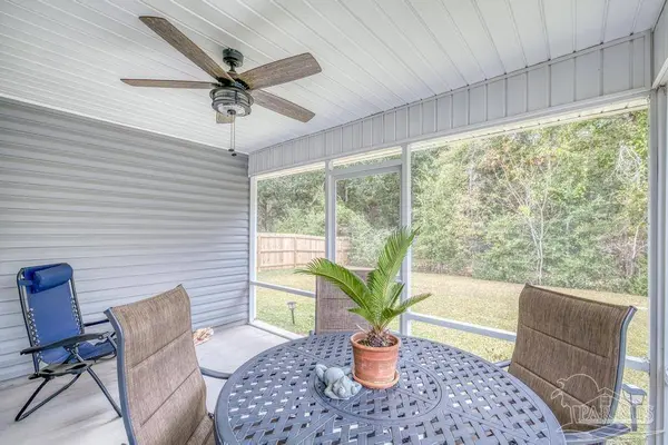 5455 Peach Dr, Pace, FL 32571