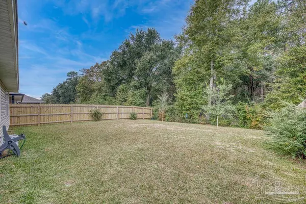 5443 Peach Dr, Pace, FL 32571