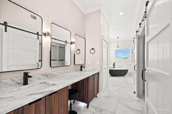 321 Gulfview Ln, Perdido Key, FL 32507