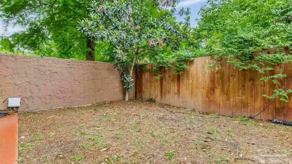 8140 Lillian Hwy, Pensacola, FL 32506