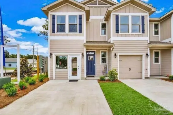 9515 Nature Creek Cir, Pensacola, FL 32526