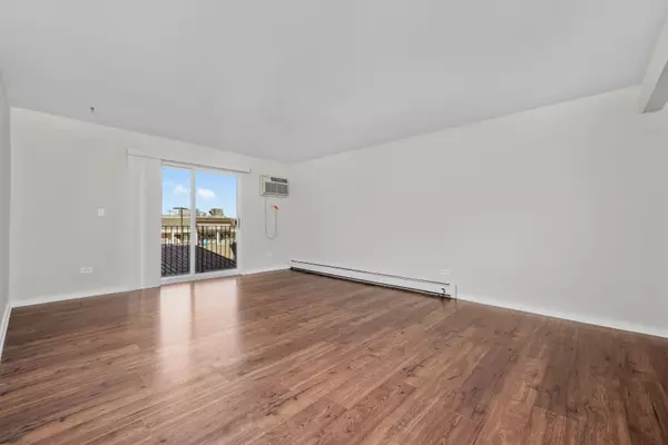 Il 60025,,3617 Central Avenue E. Glenview #201